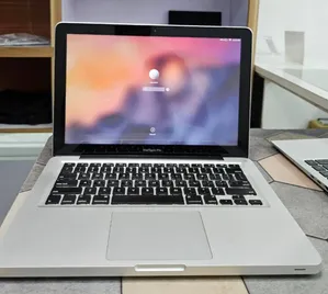New Laptop Apple MacBook 2012 4GB Intel Core i5 HDD 500GB