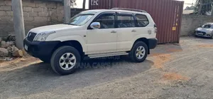 Toyota Land Cruiser Prado 2005 White