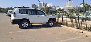 Toyota Land Cruiser Prado 2005 White