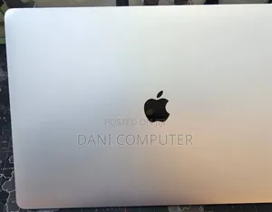 New Laptop Apple MacBook Pro 2019 16GB Intel Core i7 SSD 512GB