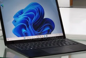 New Laptop Microsoft Surface Laptop 4 16GB Intel Core i7 SSD 512GB