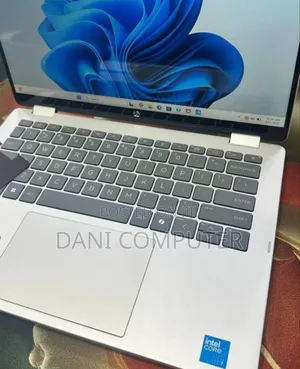 New Laptop HP OmniBook 7 14" 16GB Intel Core 7 SSD 512GB