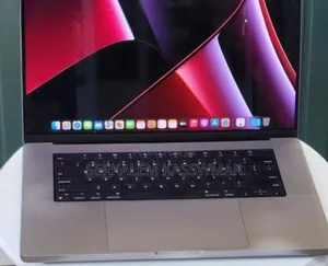 New Laptop Apple MacBook Pro 16GB Apple M1 SSD 1T