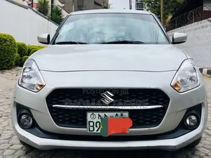 Suzuki Swift 2022 Silver