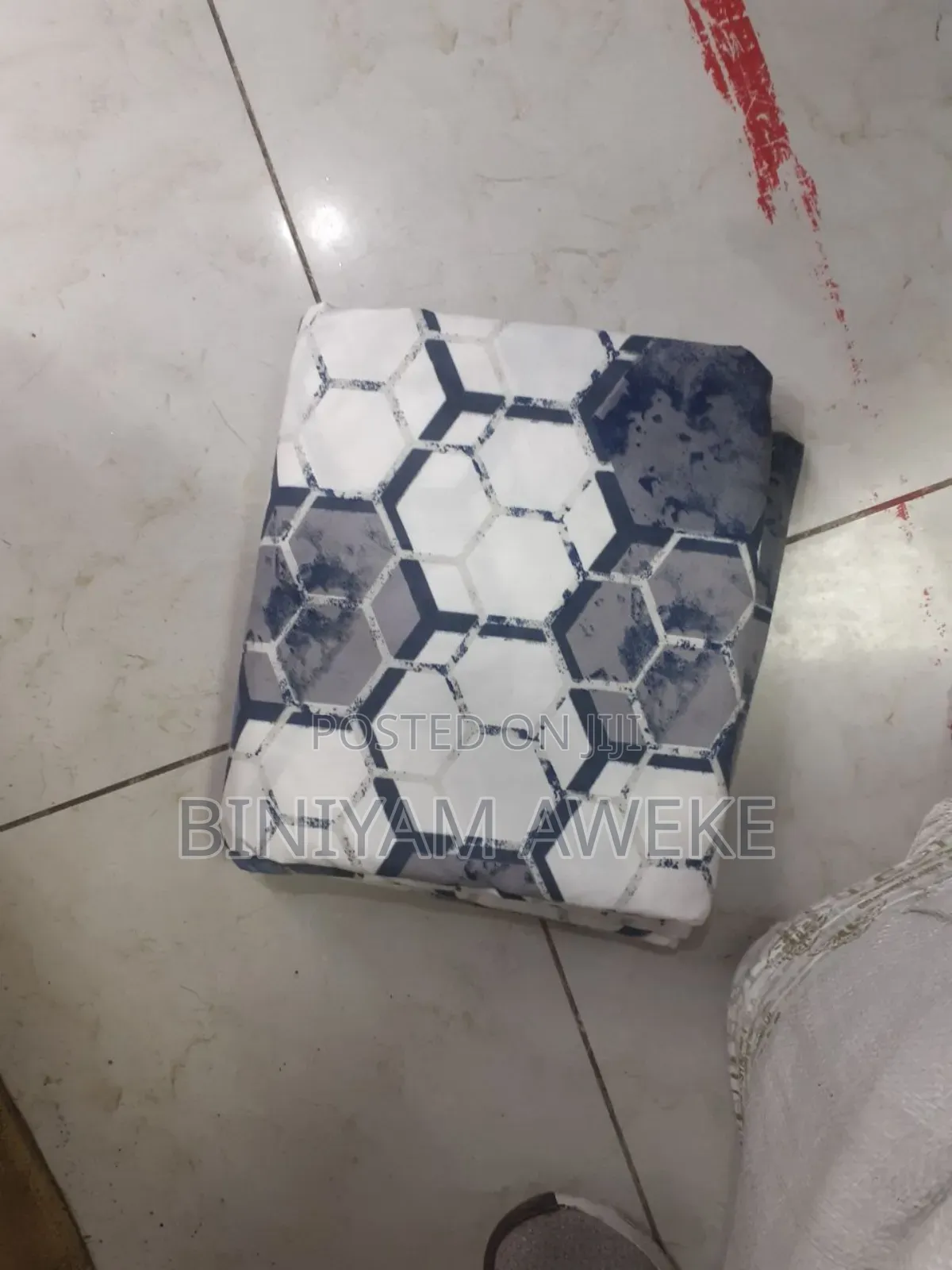 Blanket ( የአልጋ ልብስ )