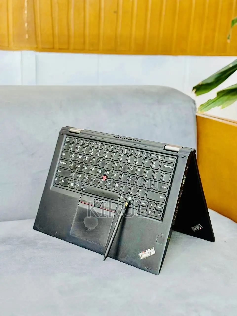 Laptop Lenovo ThinkPad Yoga 370 4GB Intel Core i5 SSD 256GB