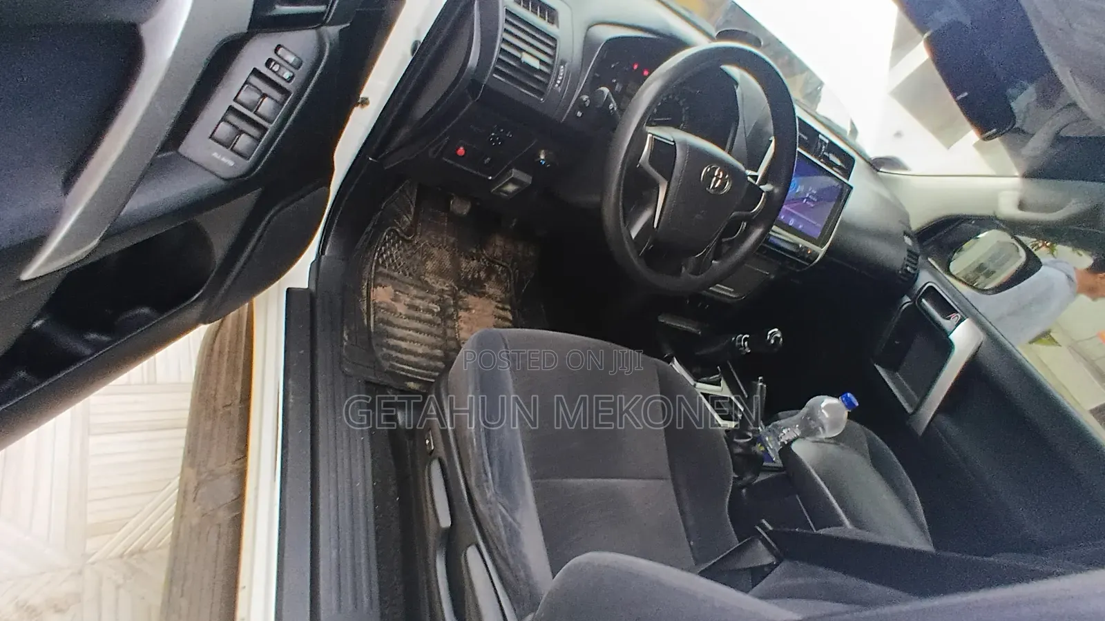Toyota Land Cruiser 2019 White