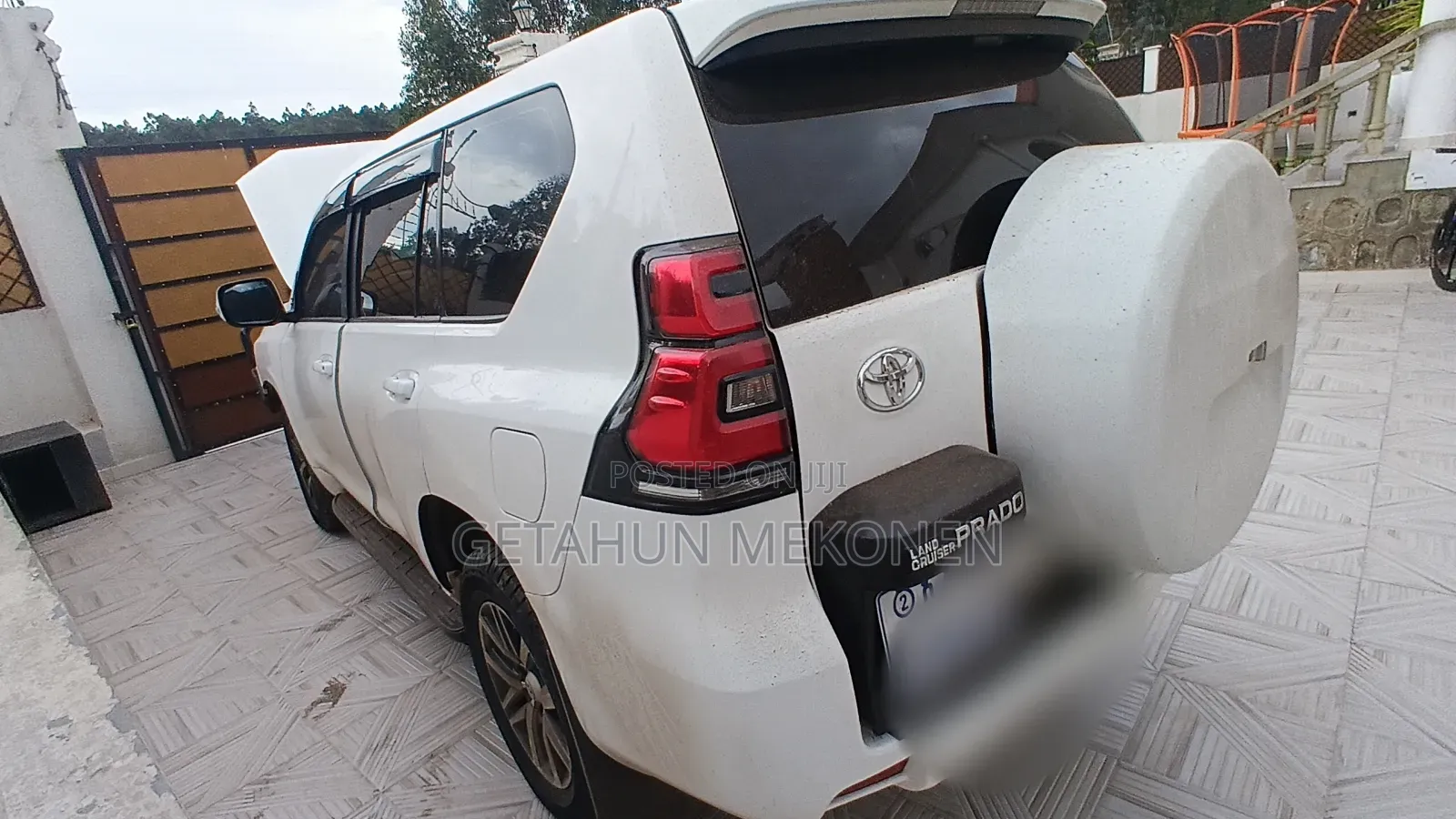 Toyota Land Cruiser 2019 White