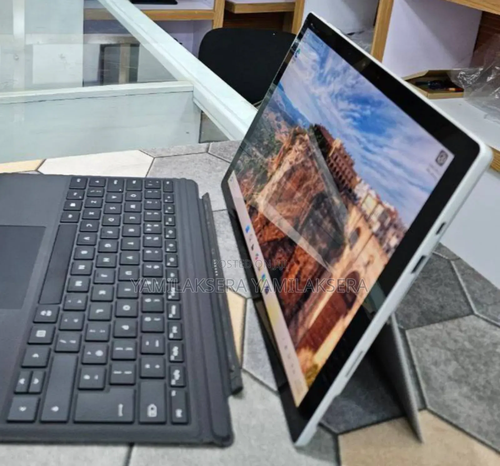 New Laptop Microsoft Surface Pro 7 16GB Intel Core i7 SSD 256GB