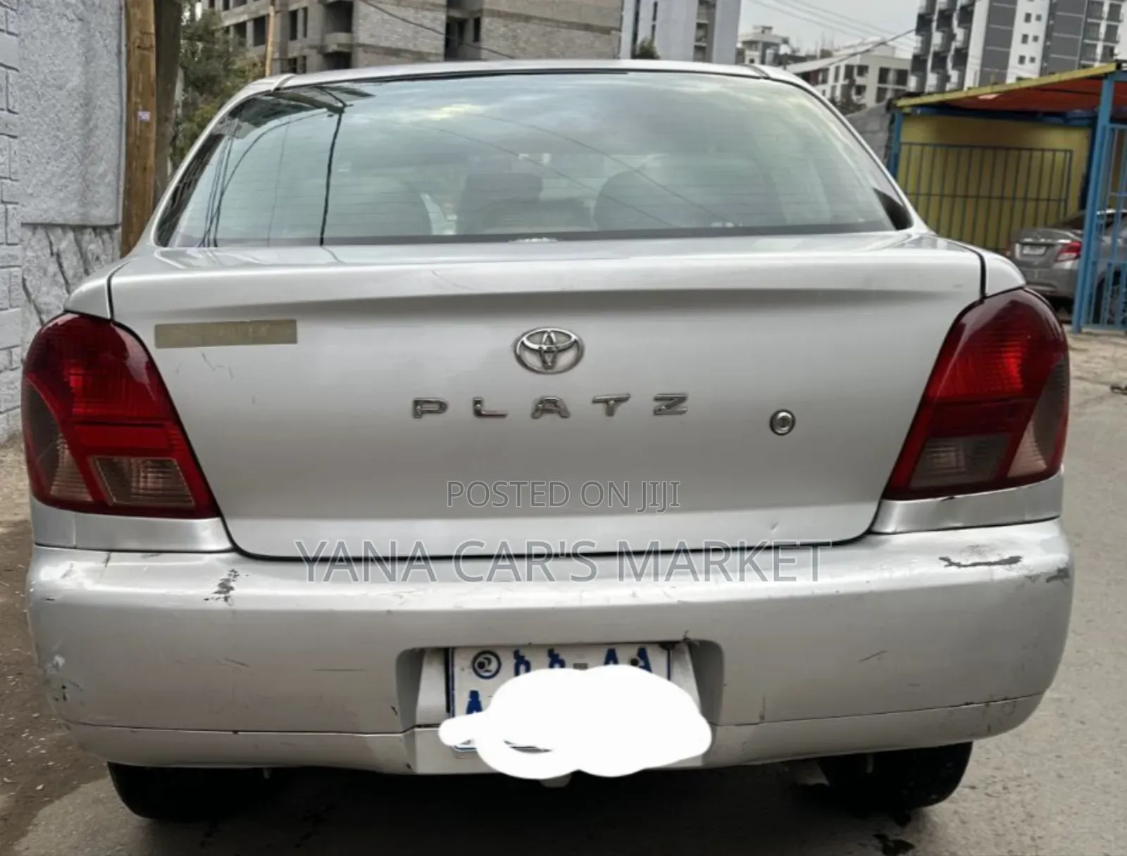 Toyota Platz 2001 Silver