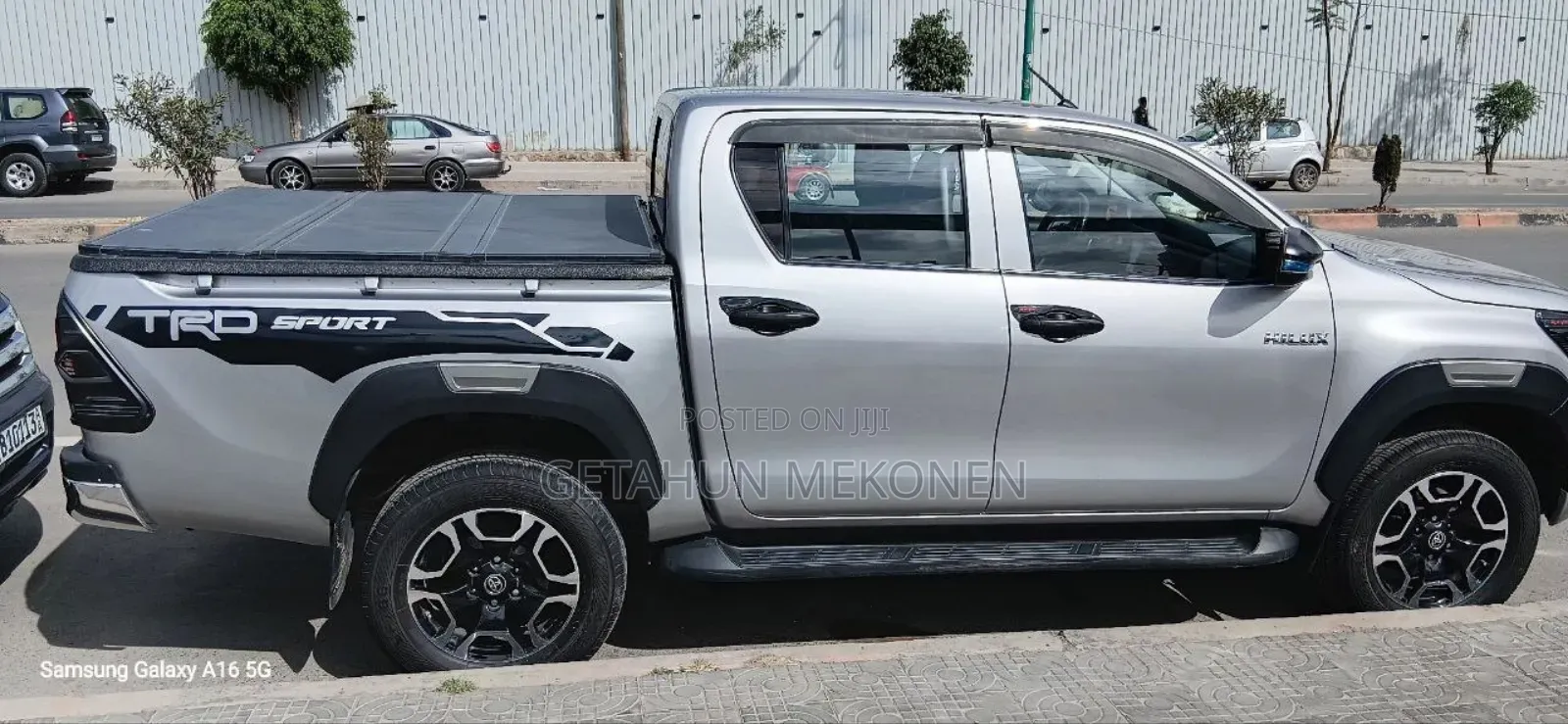 Toyota Hilux 2021 Silver