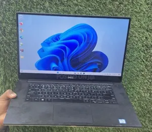 New Laptop Dell Precision 5520 16GB Intel Core i7 SSD 512GB