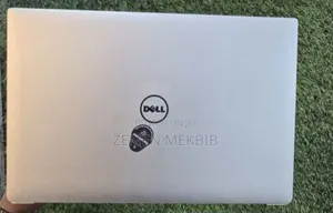 New Laptop Dell Precision 5520 16GB Intel Core i7 SSD 512GB