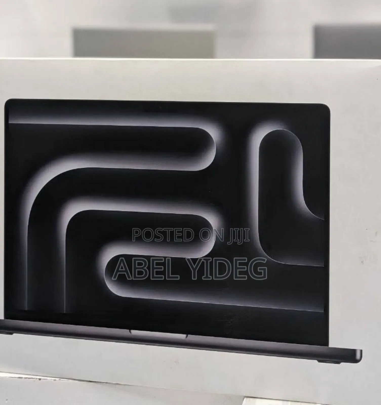 New Laptop Apple MacBook Pro 36GB Apple M3 Pro SSD 512GB