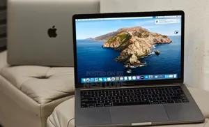 New Laptop Apple MacBook Pro 2019 16GB Intel Core i7 SSD 512GB