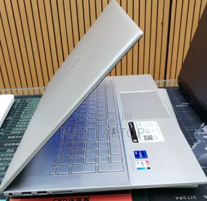 New Laptop HP 16GB Intel Core i7 SSD 512GB