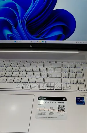 New Laptop HP 16GB Intel Core i7 SSD 512GB