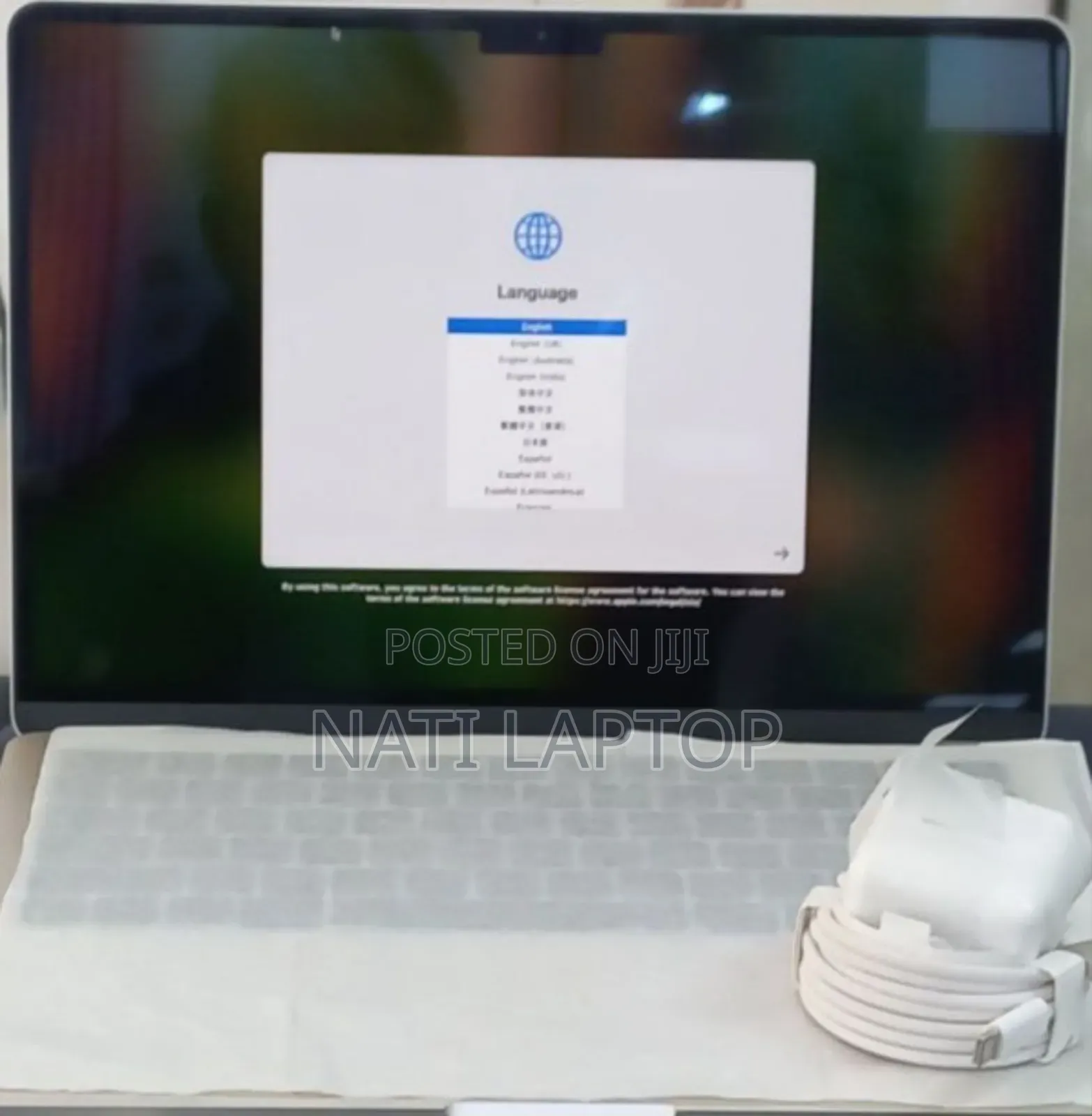 New Laptop Apple MacBook Air 2025 M4 13-inch 16GB Apple M4 SSD 256GB