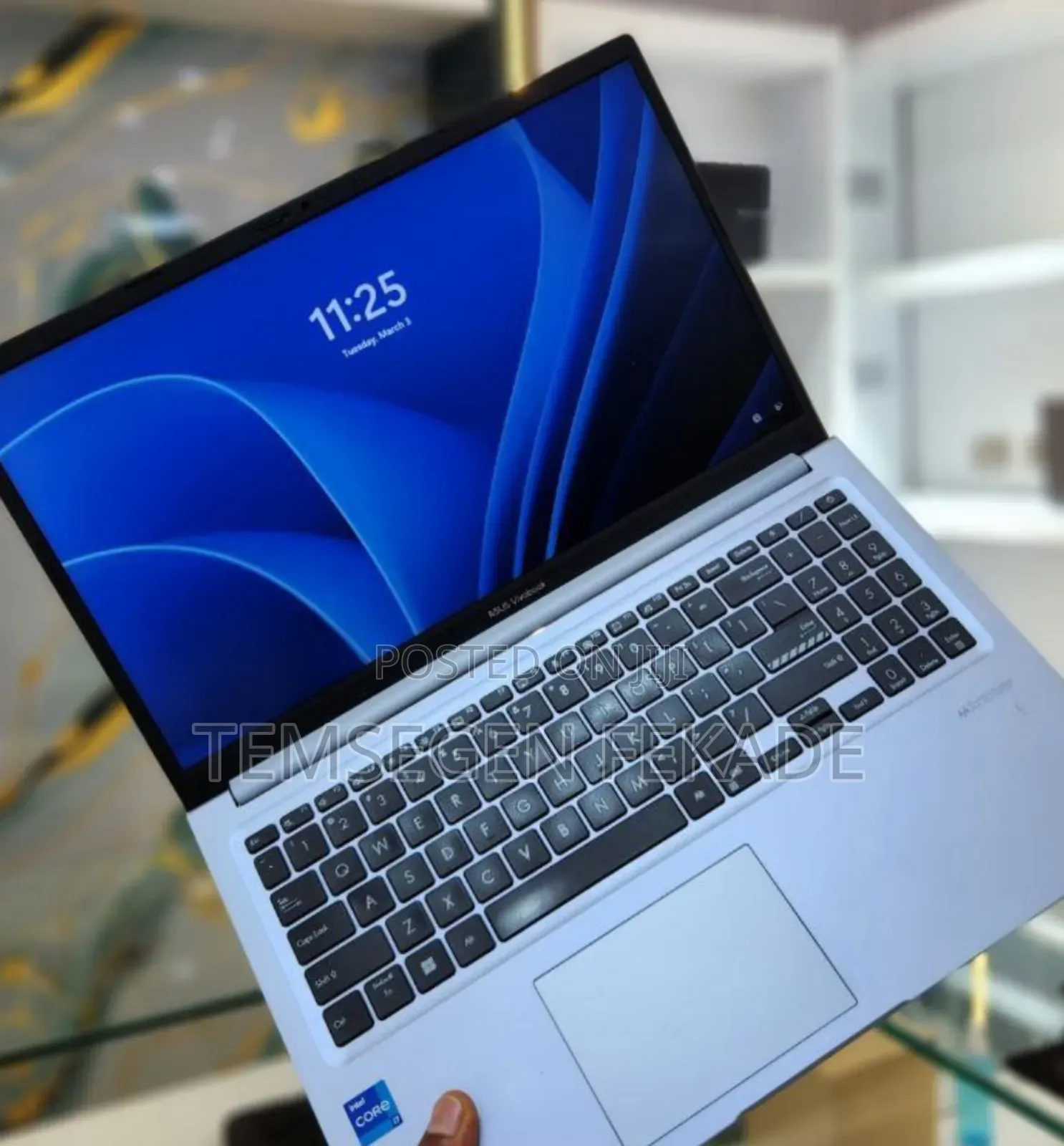 New Laptop Asus VivoBook 15 X505BA 16GB Intel Core i7 SSD 512GB