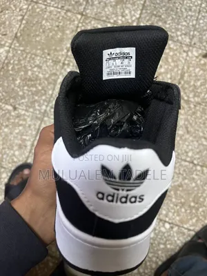 Adidas Campus