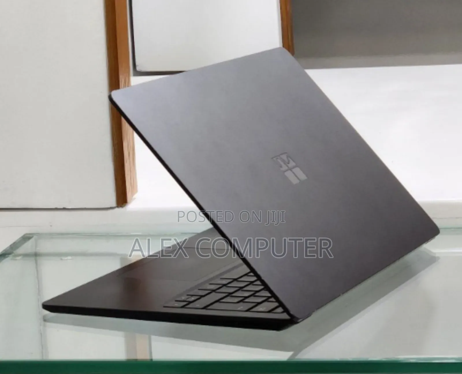 New Laptop Microsoft Surface Laptop 4 16GB Intel Core i7 SSD 512GB