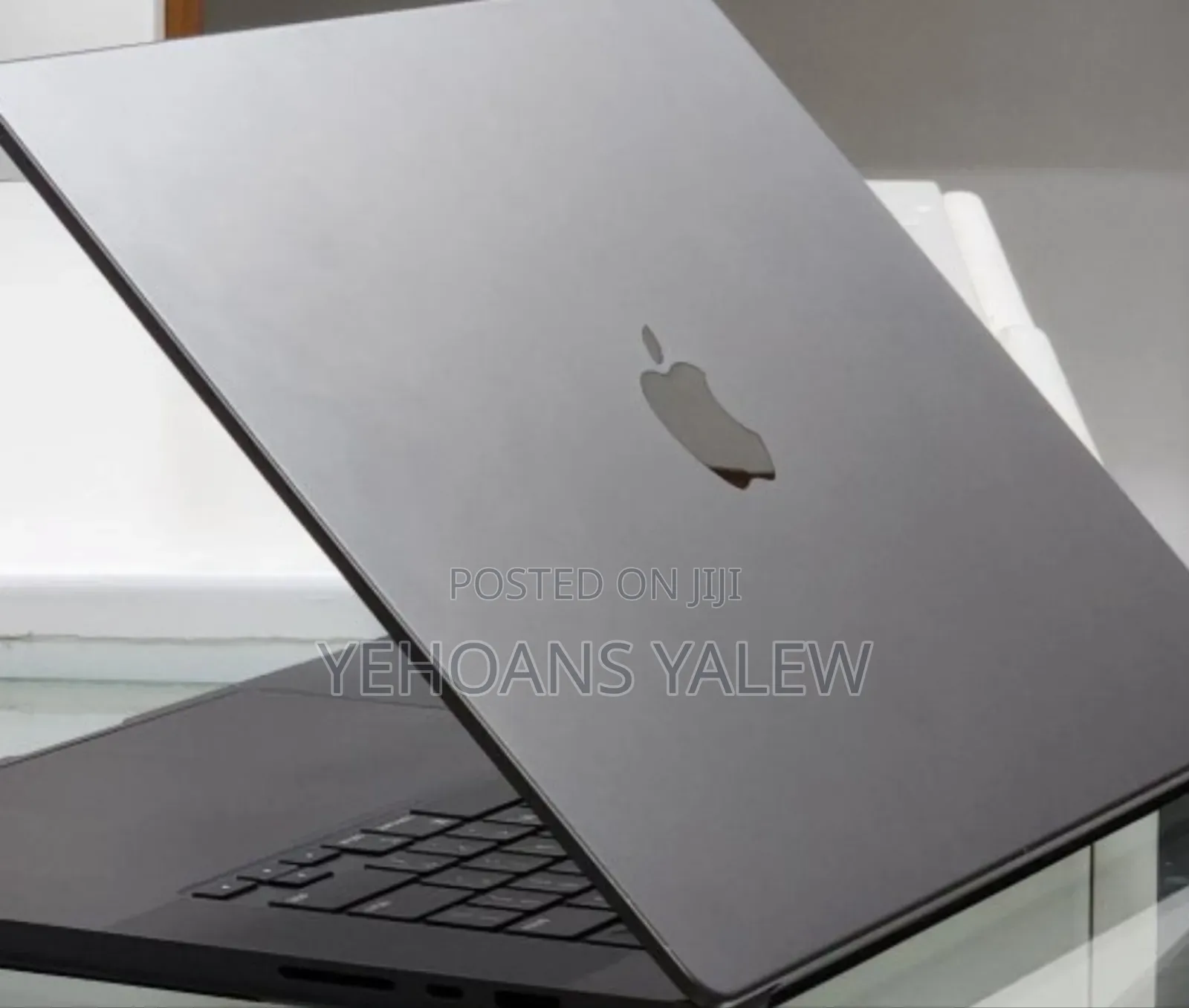 New Apple MacBook Pro 2023 M3 Max 16-inch 36GB Apple M3 Max SSD 1T