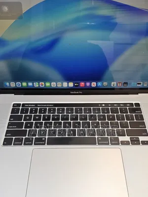 New Laptop Apple MacBook Pro 2019 16GB Intel Core i7 SSD 512GB