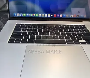 New Laptop Apple MacBook Pro 2019 16GB Intel Core i7 SSD 512GB