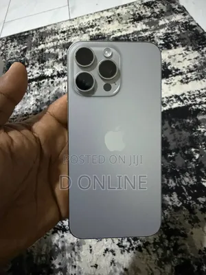 Apple iPhone 15 Pro Max 256 GB Silver