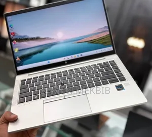 New Laptop HP EliteBook 830 G8 8GB Intel Core i7 SSD 512GB