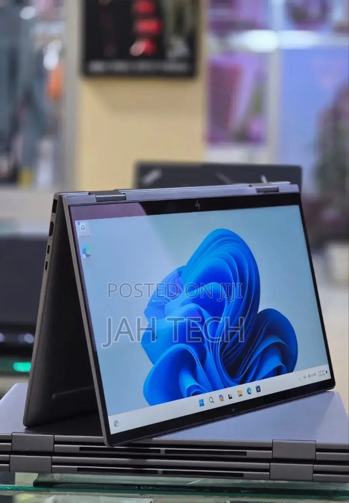New Laptop HP Envy X360 16GB Intel Core 7 SSD 512GB
