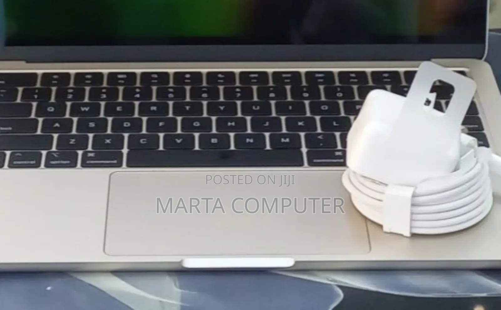 New Laptop Apple MacBook Air 2024 M3 13-inch 16GB Apple M4 SSD 256GB