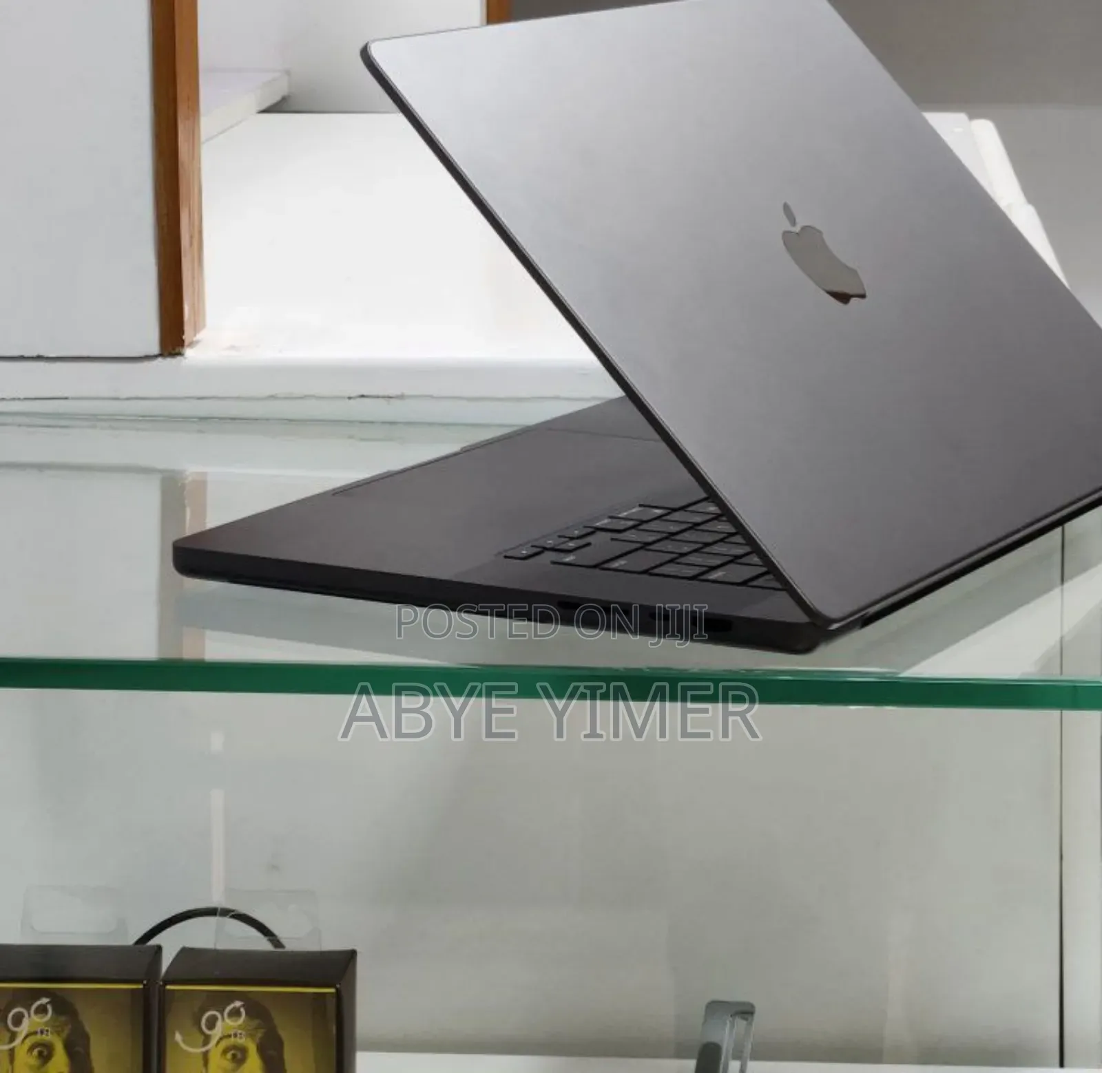 New Apple MacBook Pro Max 2023 M2 14-inch 32GB Intel Core M3 SSD 1T