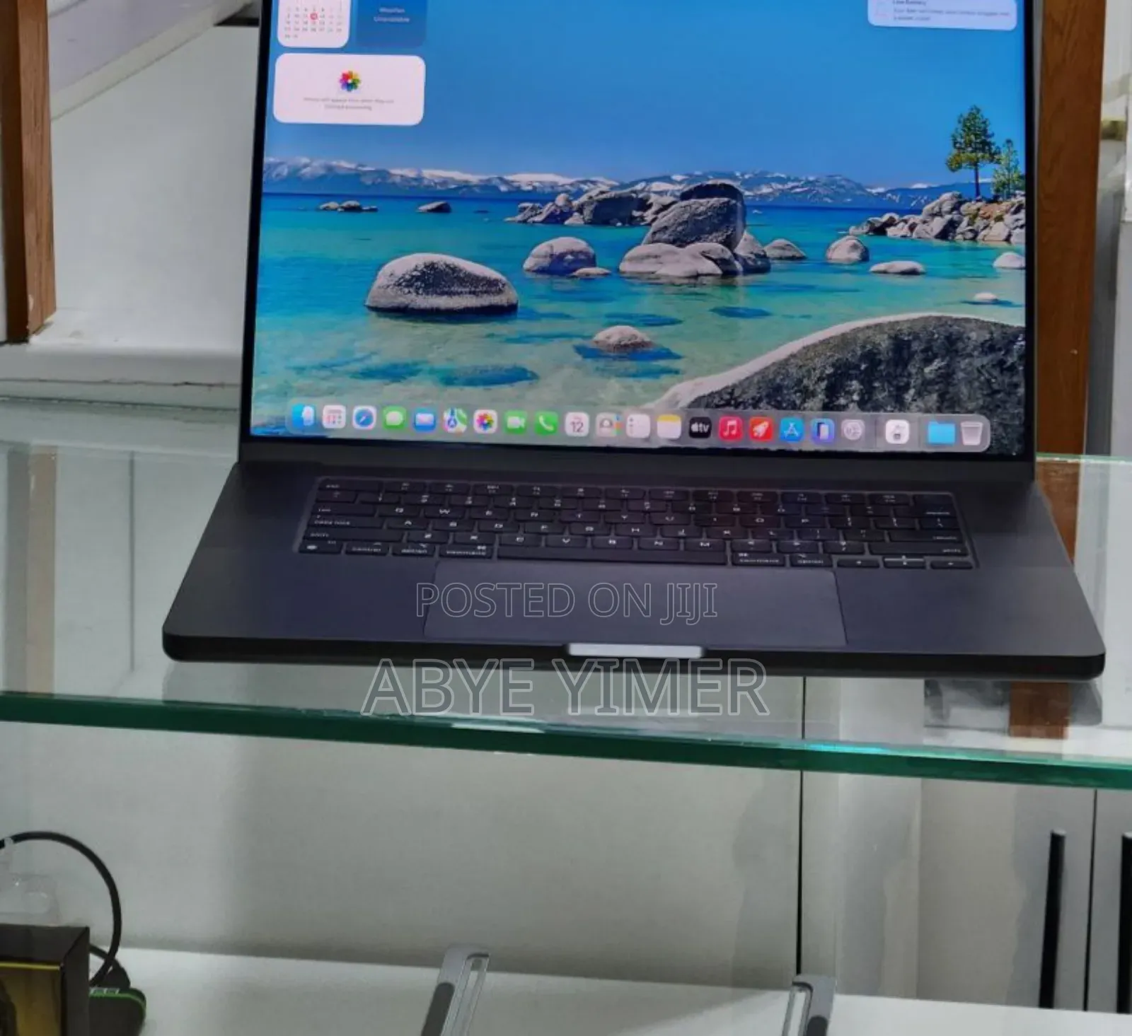 New Apple MacBook Pro Max 2023 M2 14-inch 32GB Intel Core M3 SSD 1T