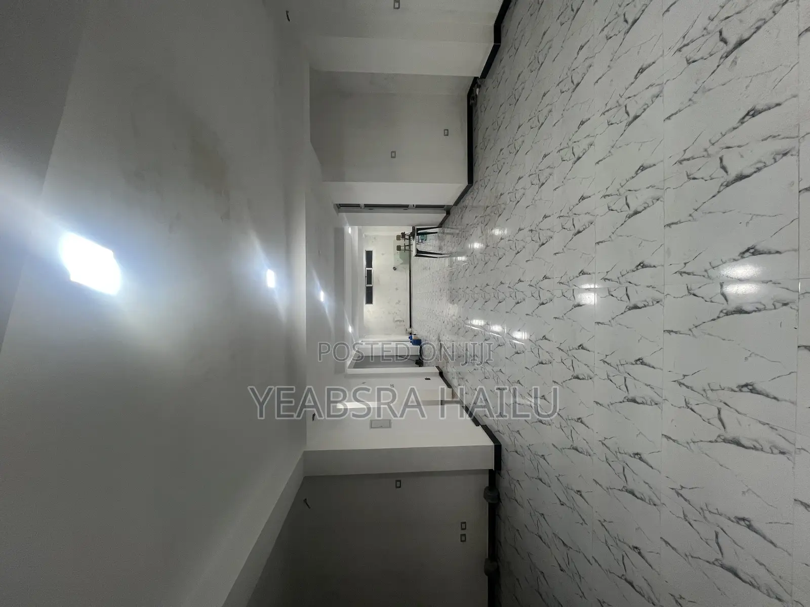 189m2 First-floor Business Space Near Summit Fire Station