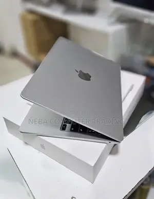 New Laptop Apple MacBook Air 2025 M4 13-inch 16GB Apple M4 SSD 256GB