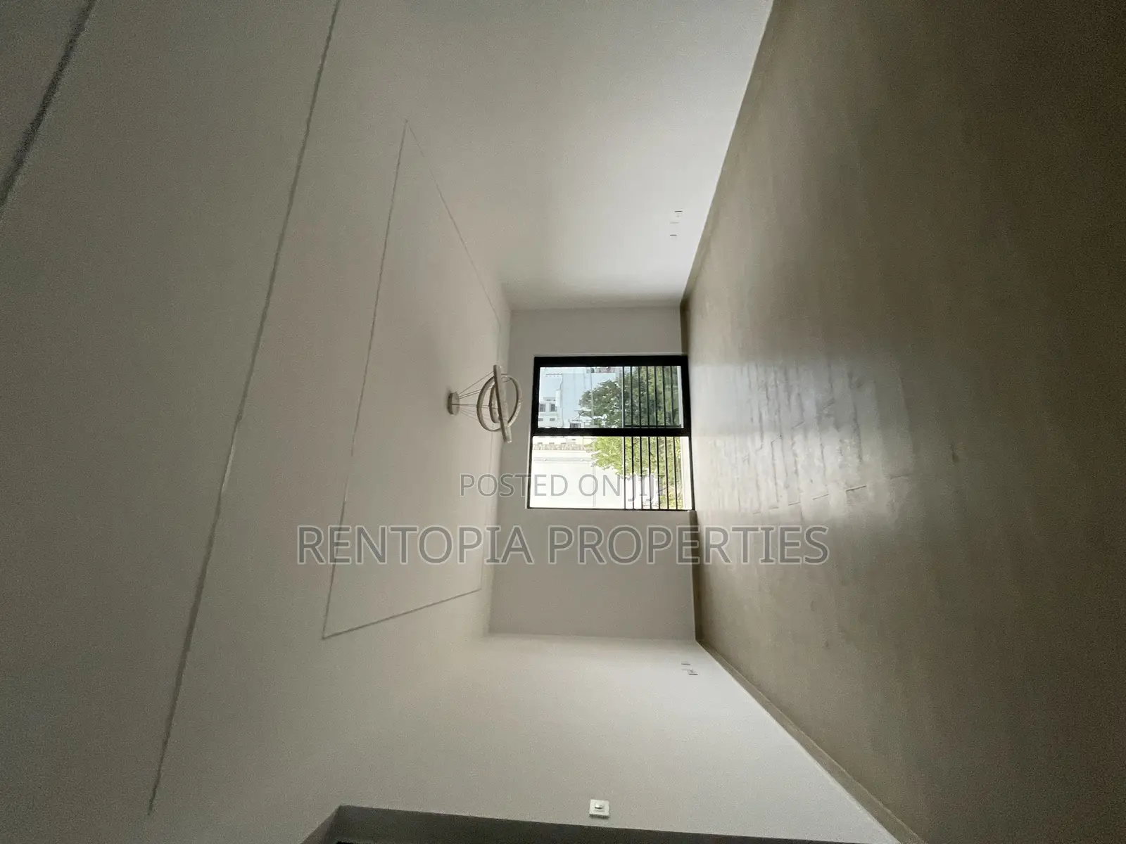 3bdrm Apartment in Yeka for rent