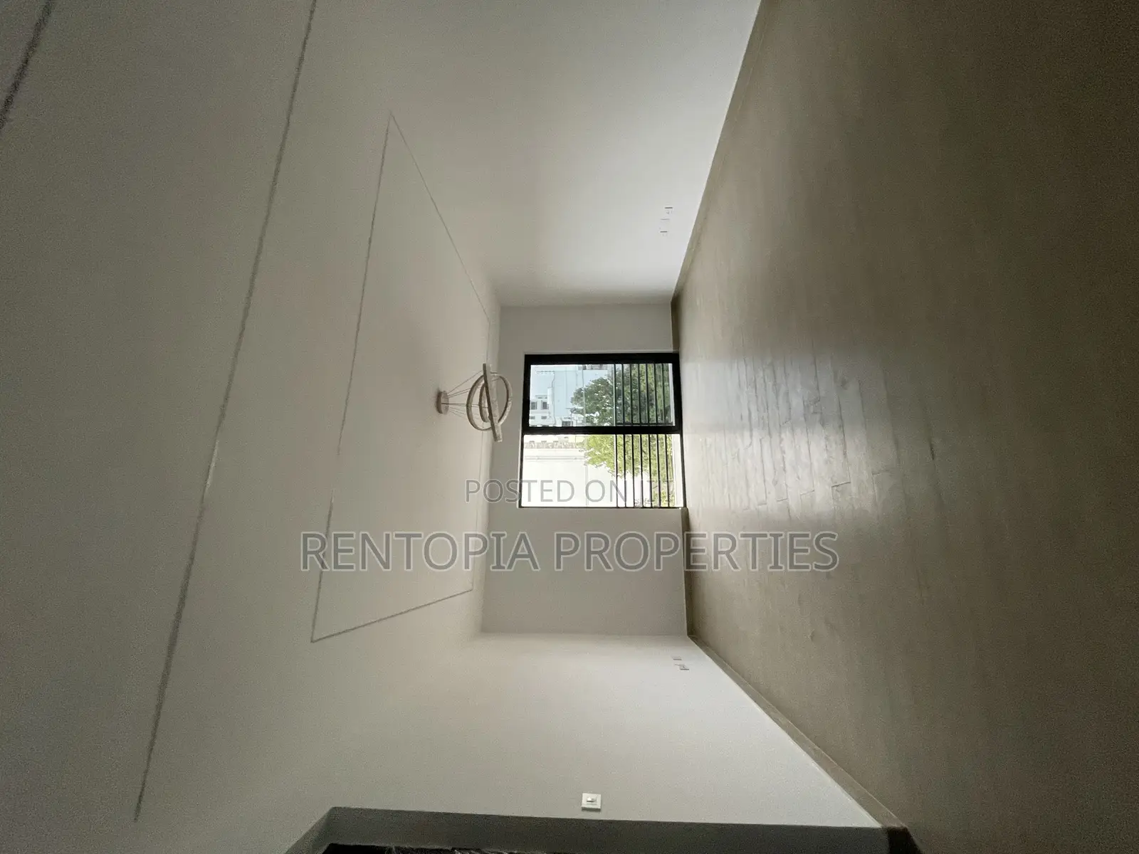 3bdrm Apartment in Yeka for rent