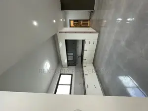 4bdrm Apartment in Yeka for rent