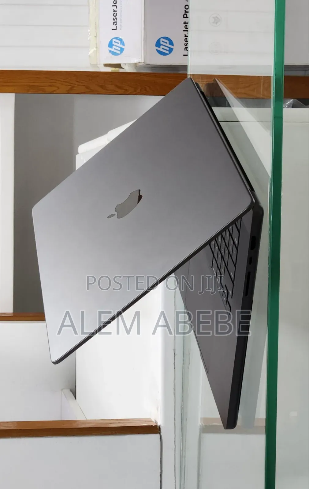New Apple MacBook Pro 2023 M3 Max 16-inch 36GB Apple M3 Max SSD 1T