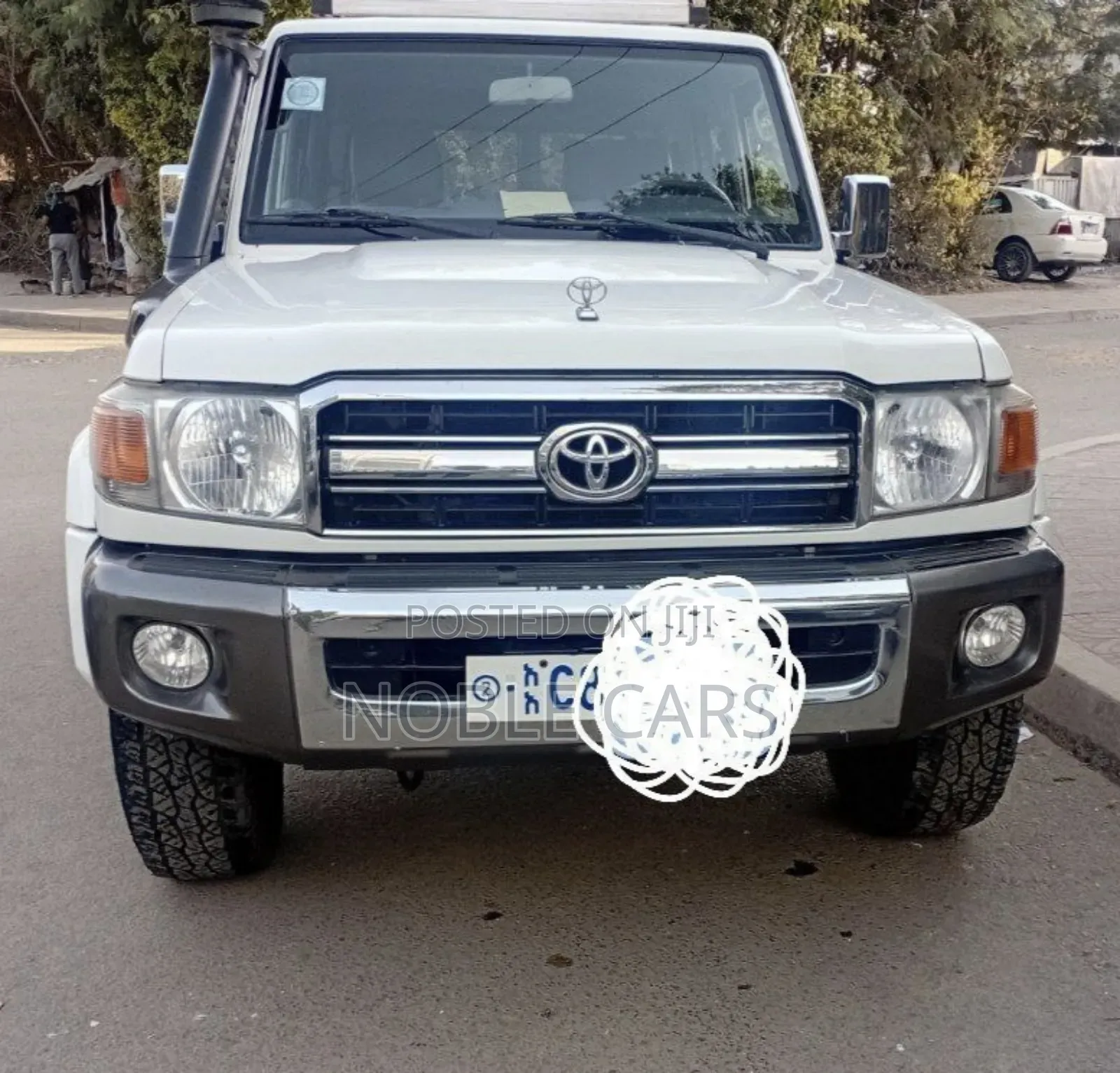 Toyota Land Cruiser 2020 White