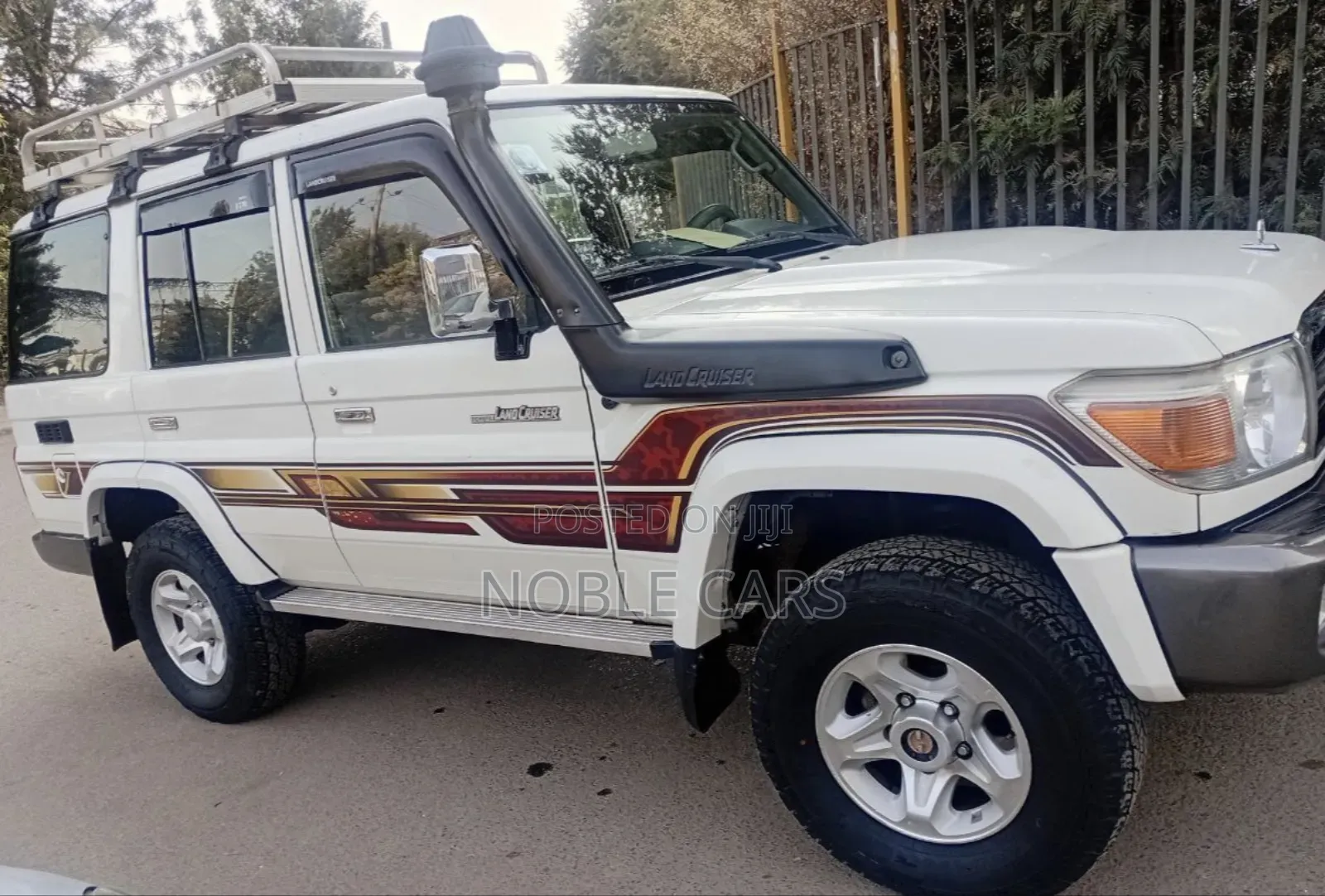 Toyota Land Cruiser 2020 White