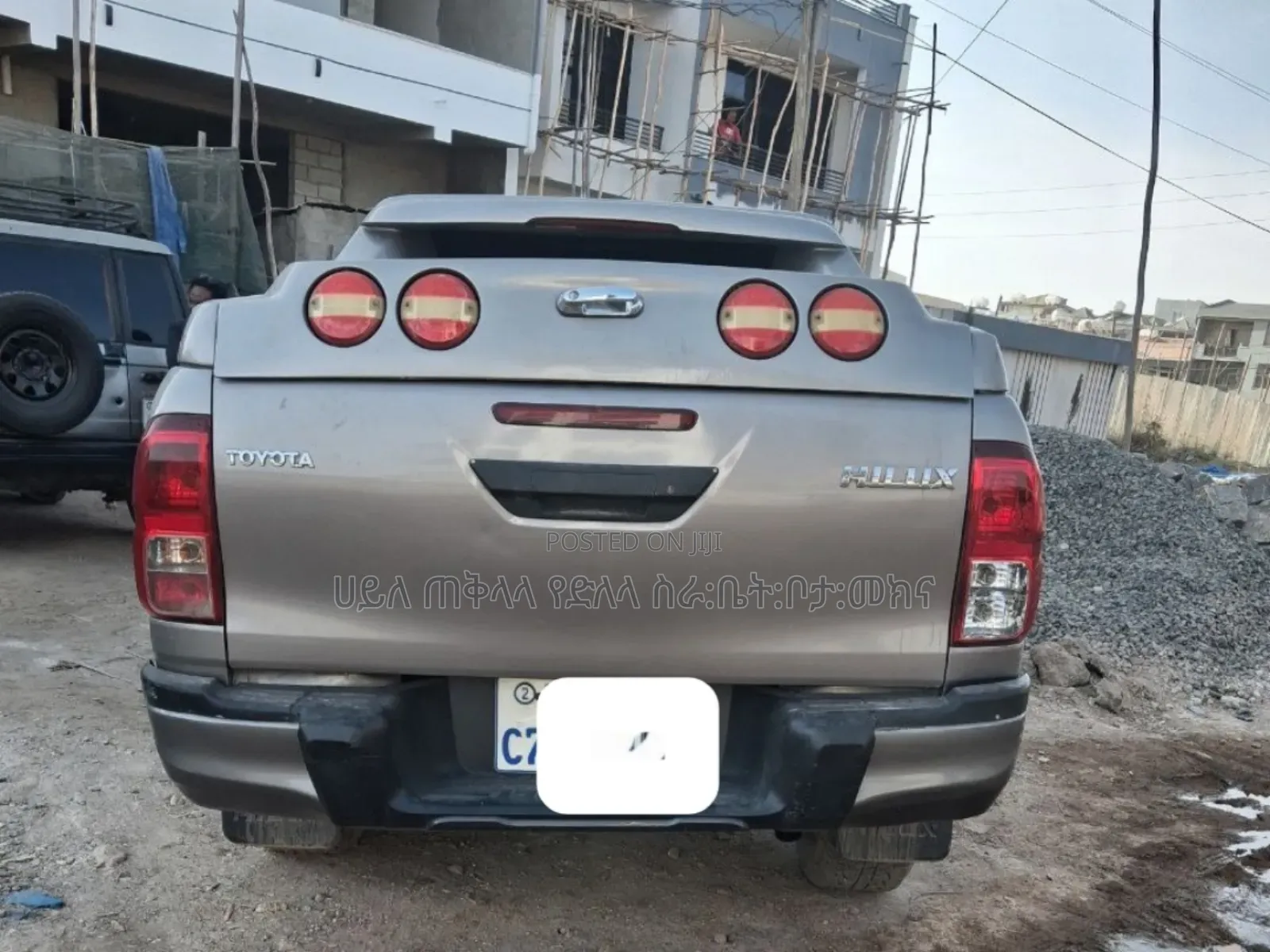 Toyota Hilux 2020 Gold