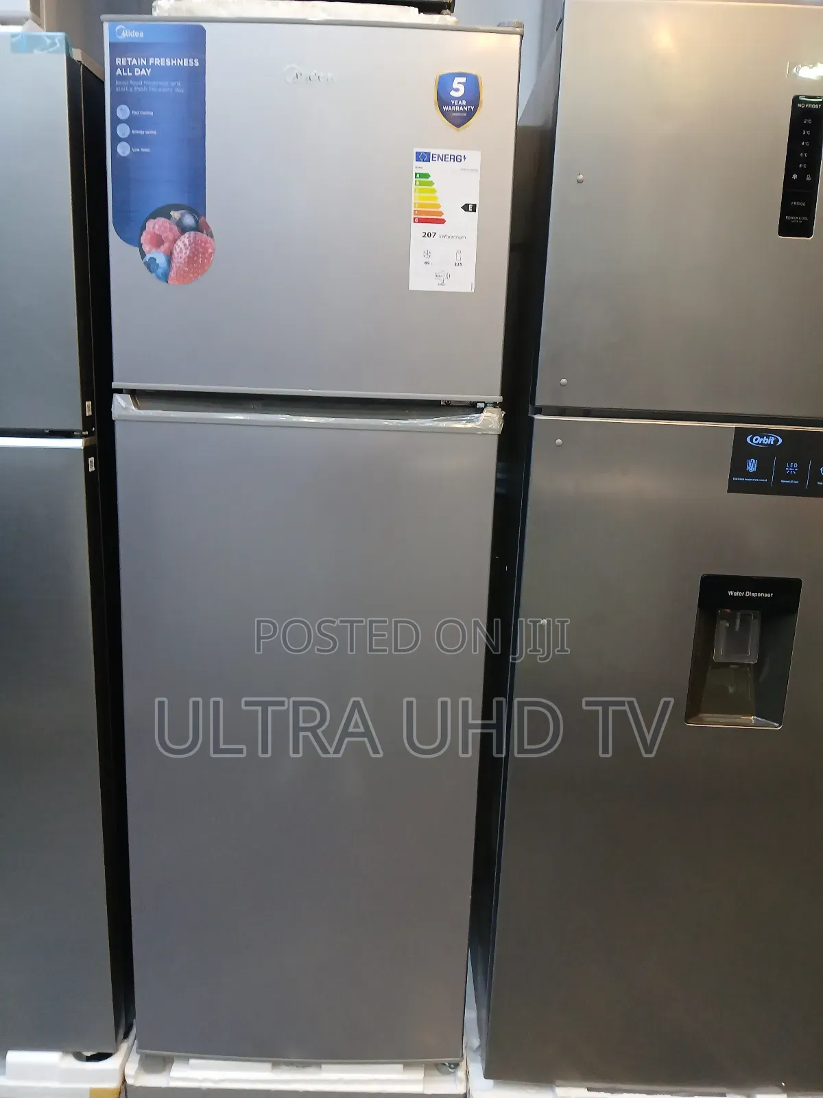 Midea Refrigerator, Likely the Midea 414 Model.1