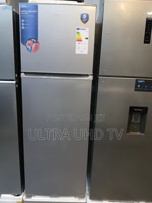 Midea Refrigerator, Likely the Midea 414 Model.1