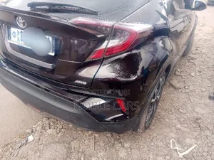 Toyota C-HR 2020 Brown