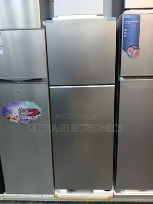 Samsung Top-Mount Refrigerator Is a Brand-New Model Featuring Silver