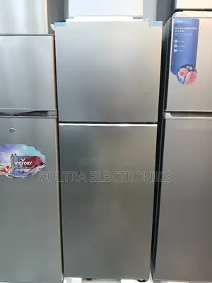 Samsung Top-Mount Refrigerator Is a Brand-New Model Featuring Silver