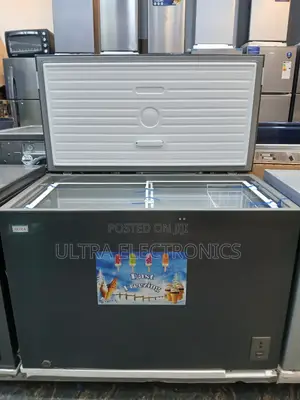 Akira Brand Chest Freezer. Key Features Include: