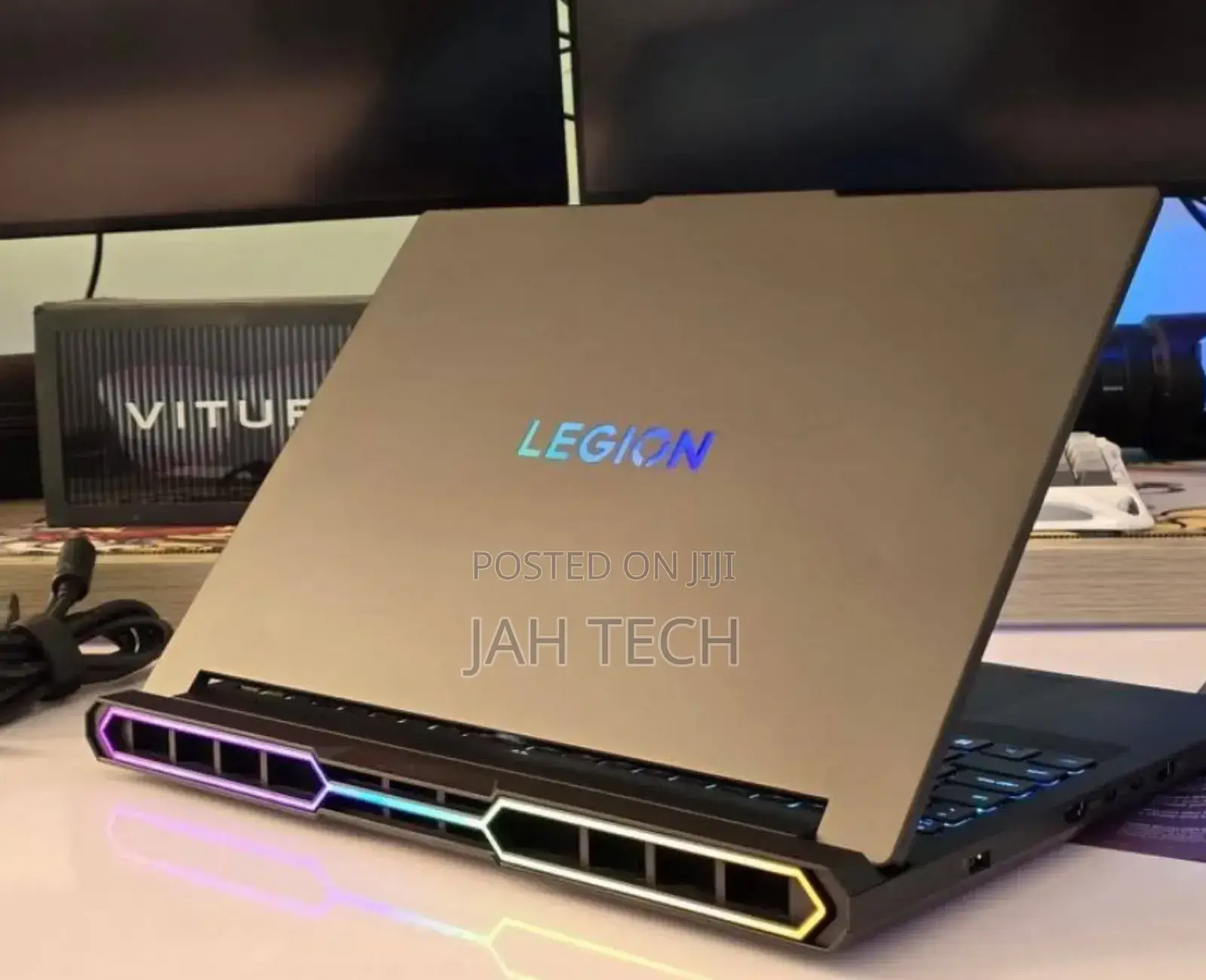 New Laptop Lenovo Legion 7 32GB Intel Core Ultra 9 SSD 1T